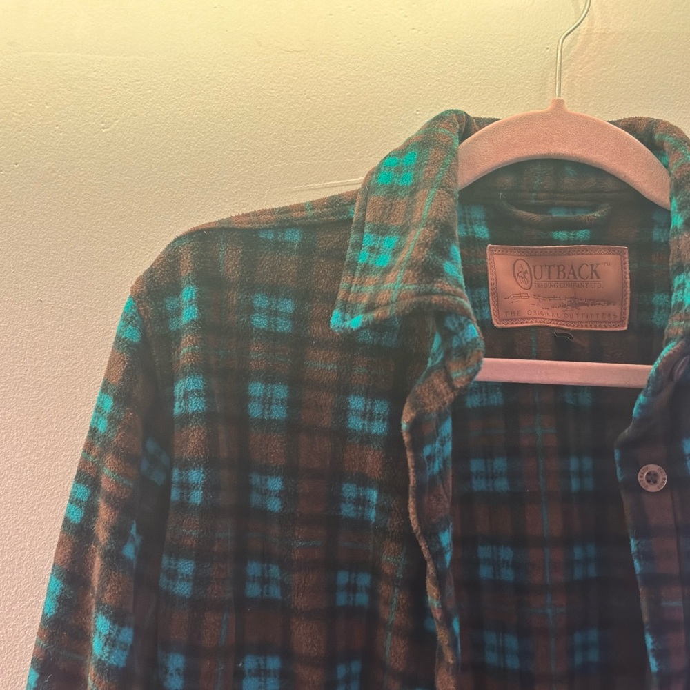 Soft Collared Shirt - Picture 4 of 6